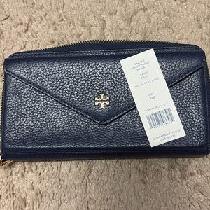like NEW Tory Burch Carter smartphone wallet/wristlet